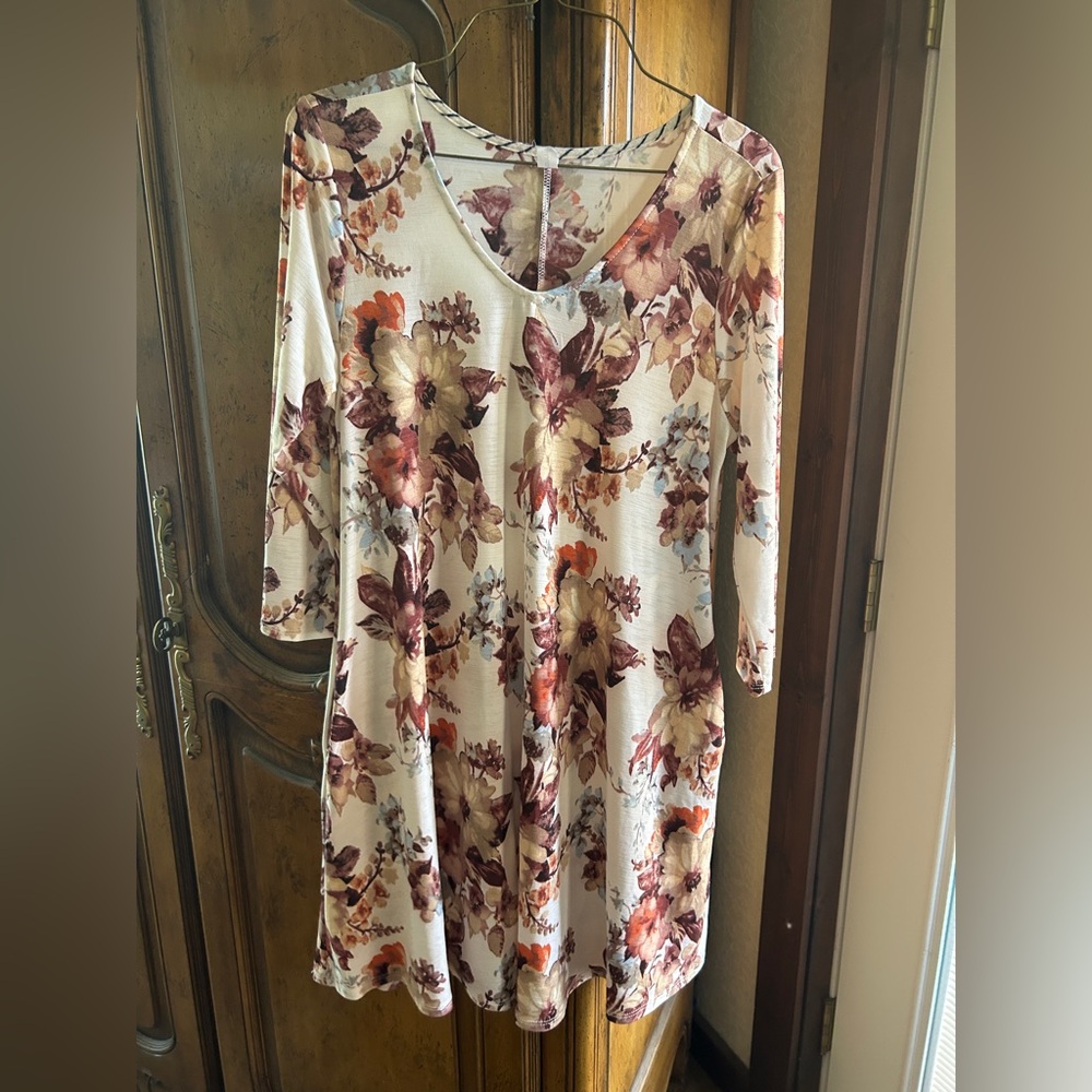 Honeyme Cream Floral V-Neck Long Sleeve Swing Dress
